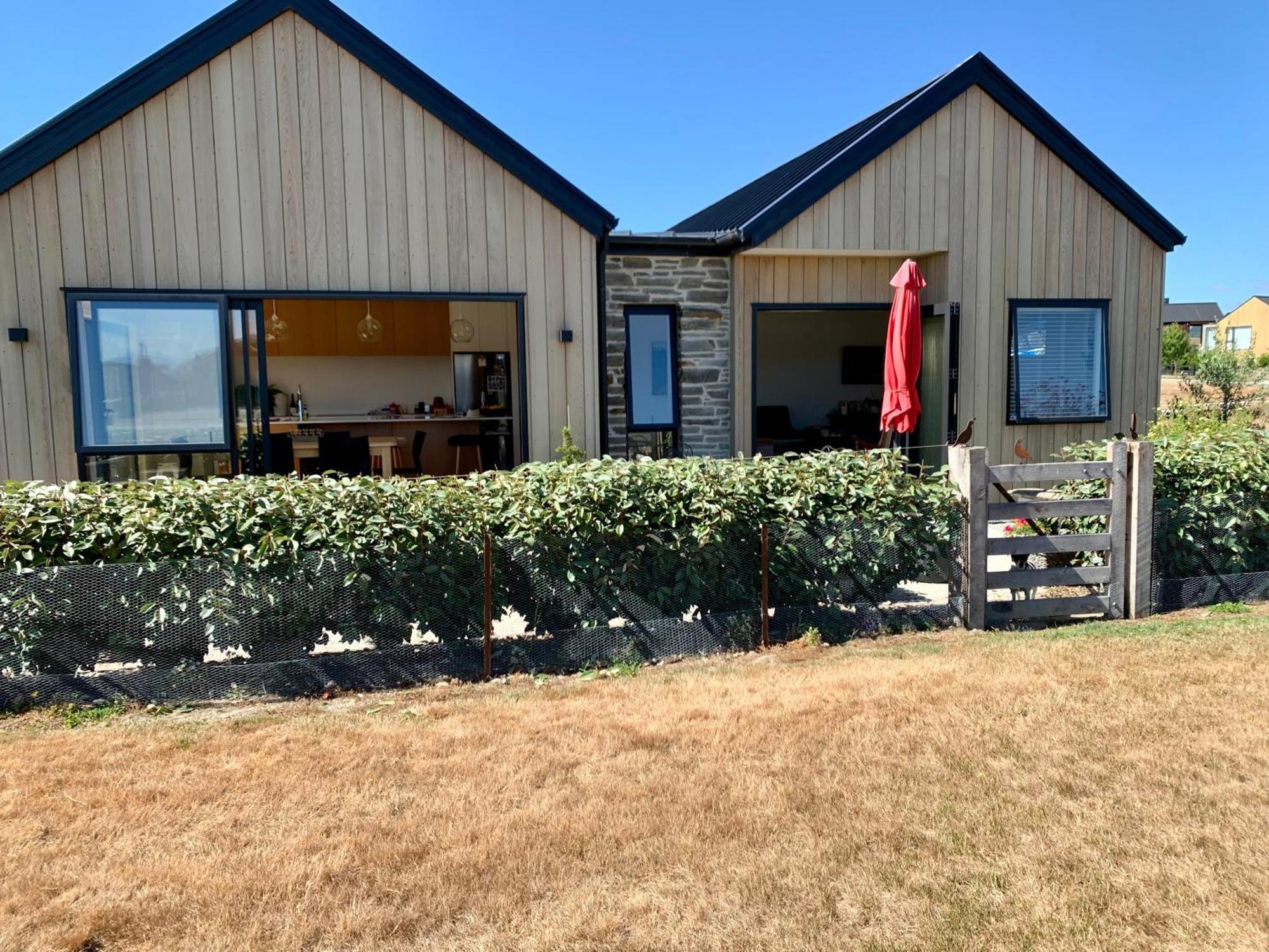 Alpine Abode Villa Wanaka Luaran gambar
