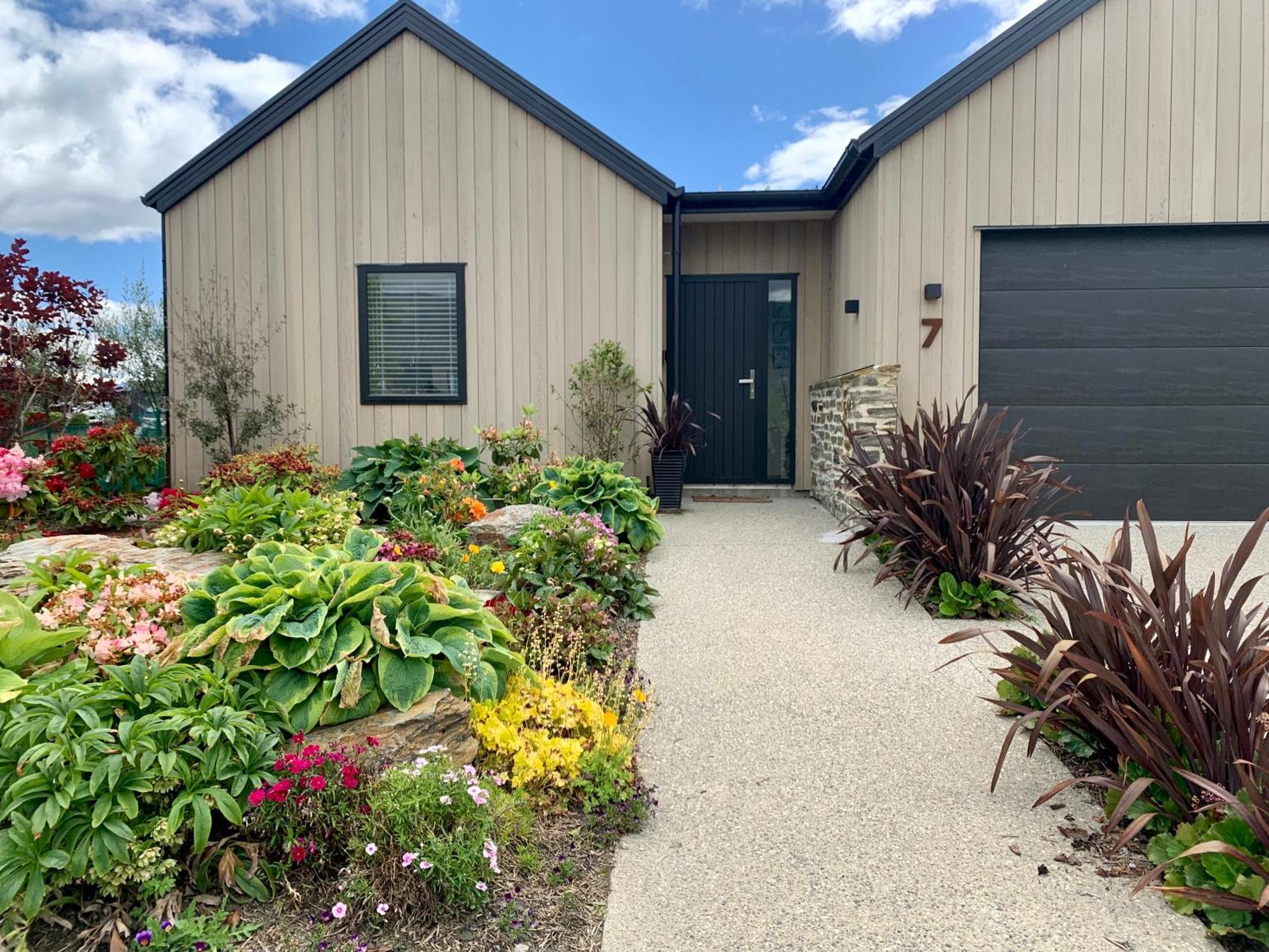 Alpine Abode Villa Wanaka Luaran gambar